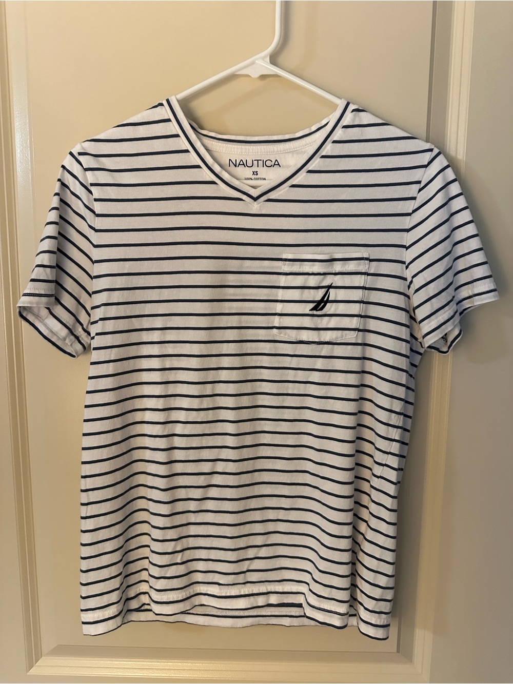 Nautica White and Navy Striped V-Neck Pocket Tee Size XS